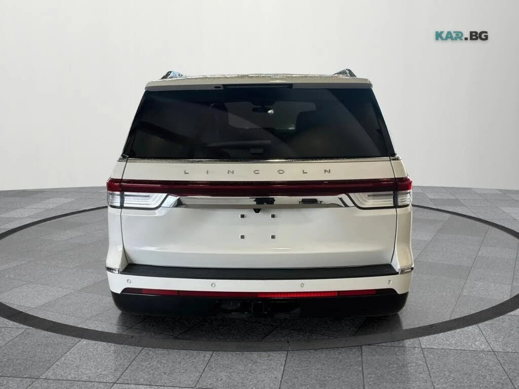Lincoln Navigator АвтоКредит* (ЦЕНА ДО БГ)* , снимка 4 - Автомобили и джипове - 54781442