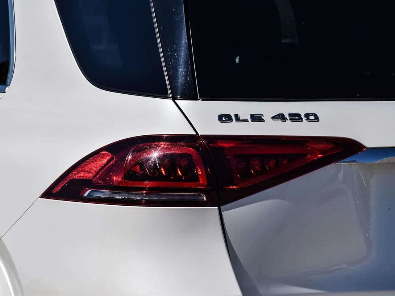 Mercedes-Benz GLE * 4MATIC  * CARFAX * БЕЗ ПЪРВОНАЧАЛНА ВНОСКА, снимка 6 - Автомобили и джипове - 54869855
