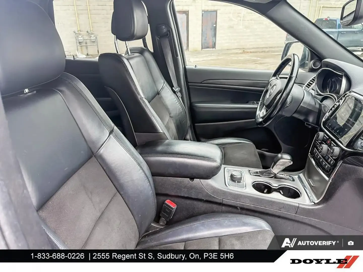 Jeep Grand cherokee ALTITUDE* ПОДГРЕВ* СЛЕДЕНЕ НА ЛЕНТИ, снимка 11 - Автомобили и джипове - 55188323