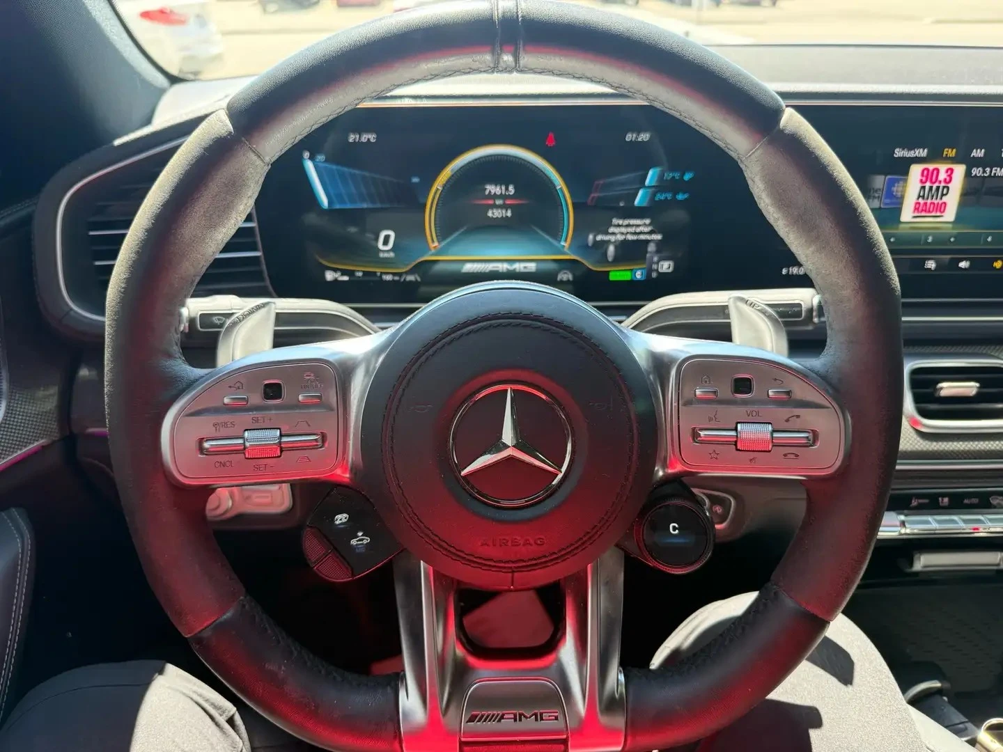Mercedes-Benz GLE 53 4MATIC 4MATIC+ * 360* BURMESTER* PANO* DISTRO* ОБДУХ, снимка 3 - Автомобили и джипове - 55478148