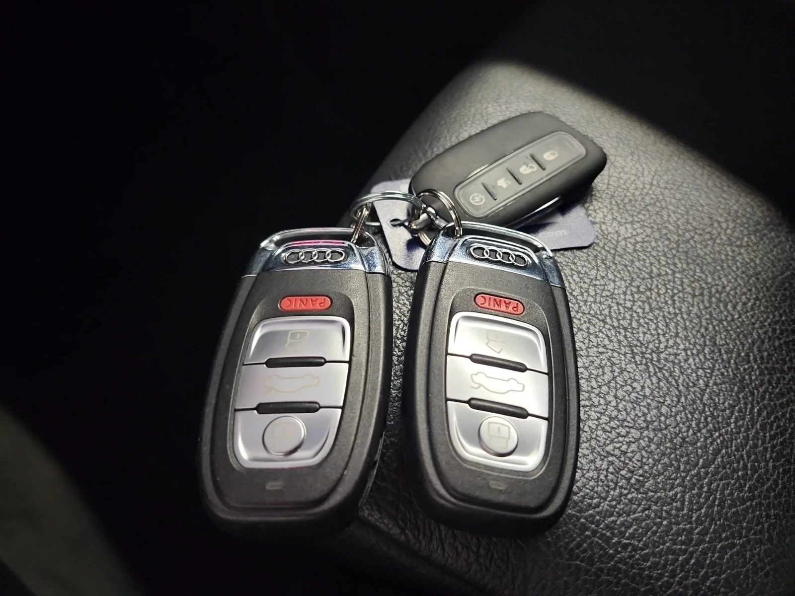 Audi Q5 2.0 ST-LINE, снимка 13 - Автомобили и джипове - 55748156