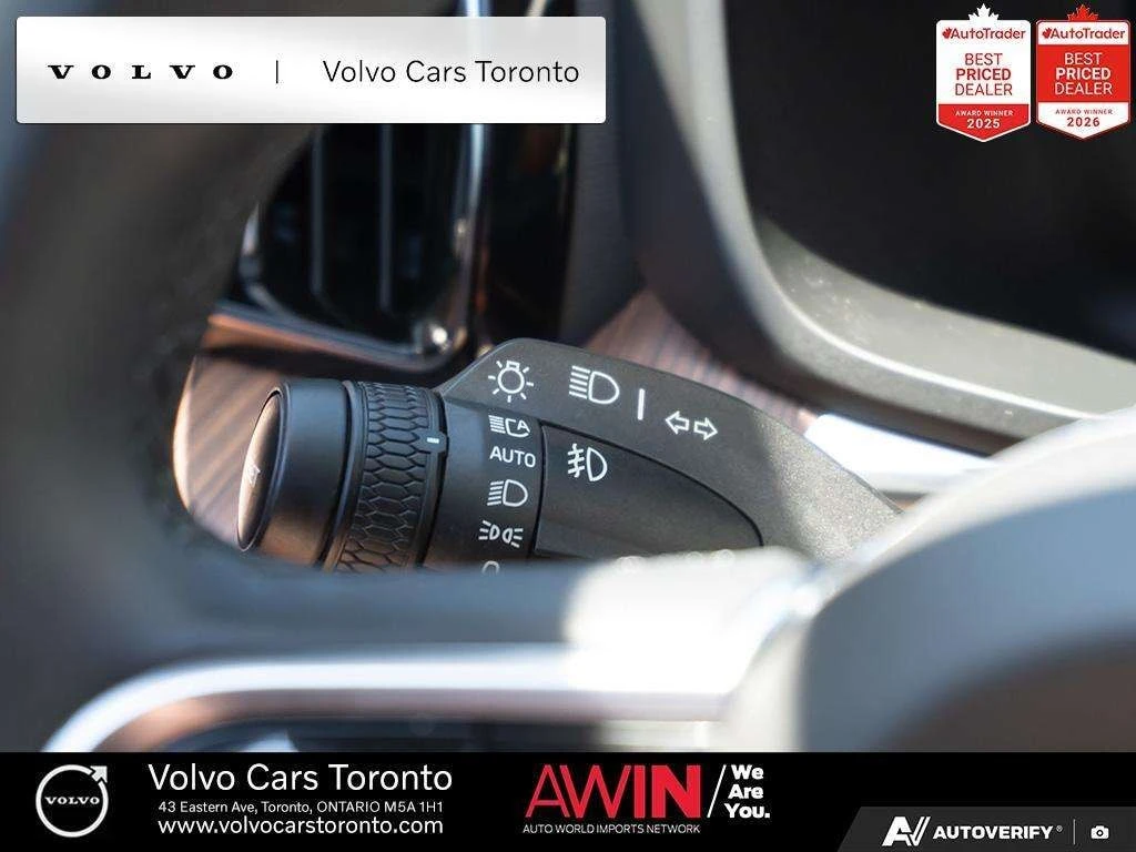 Volvo XC60 * B5 AWD Plus Dark Theme | Climate | 20" Wheel, снимка 16 - Автомобили и джипове - 55836946