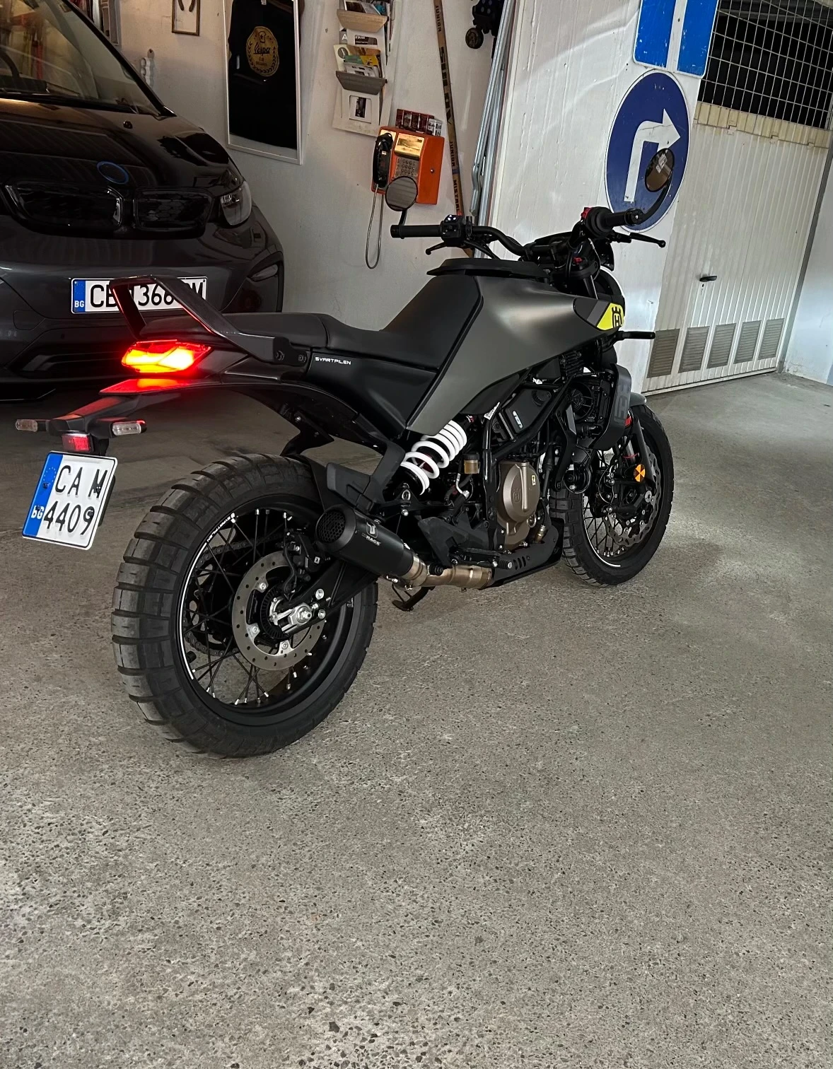 Husqvarna Svartpilen 401, снимка 7 - Мотоциклети и мототехника - 56601034