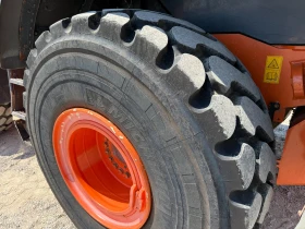 Челен товарач Hitachi ZW 310-6, снимка 9