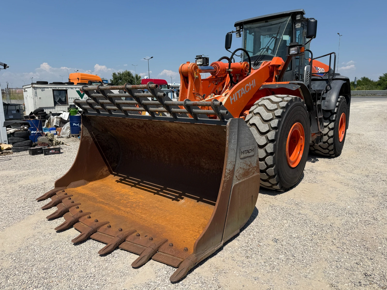 Челен товарач Hitachi ZW 310-6, снимка 5 - Индустриална техника - 55069709