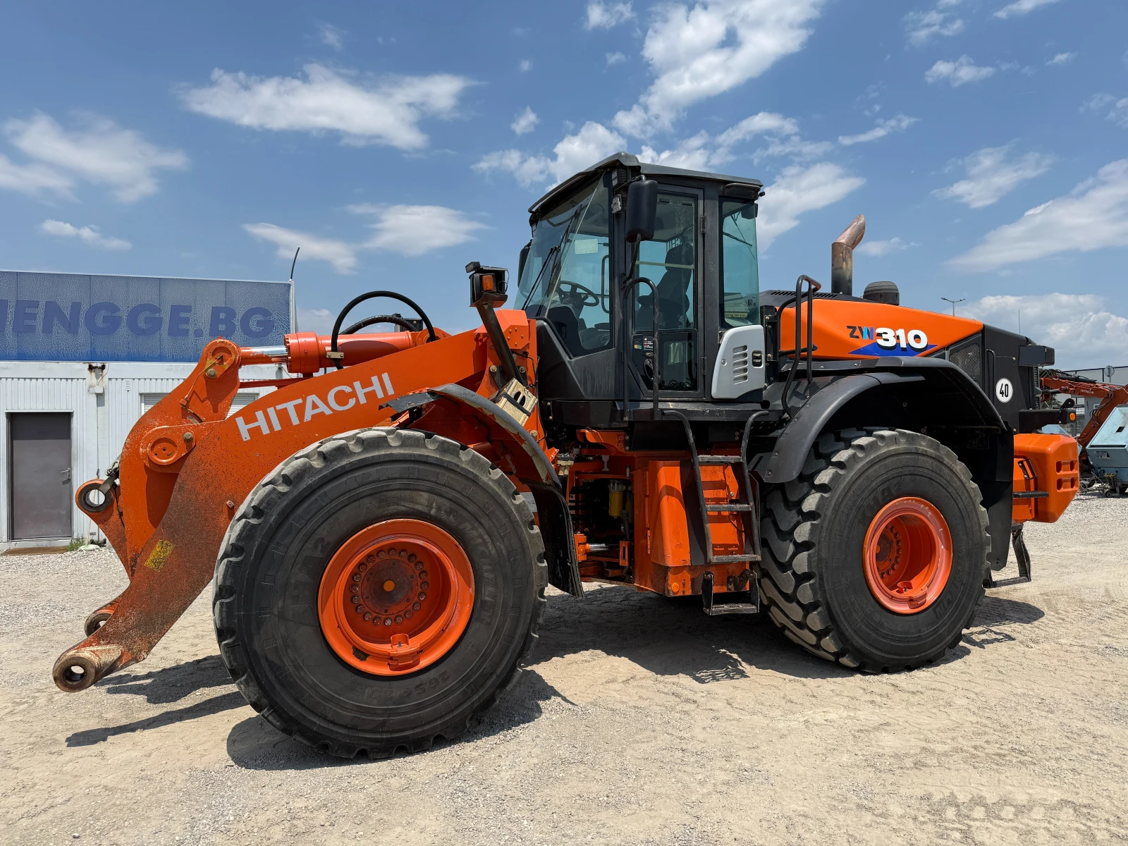 Челен товарач Hitachi ZW 310-6, снимка 6 - Индустриална техника - 55069709