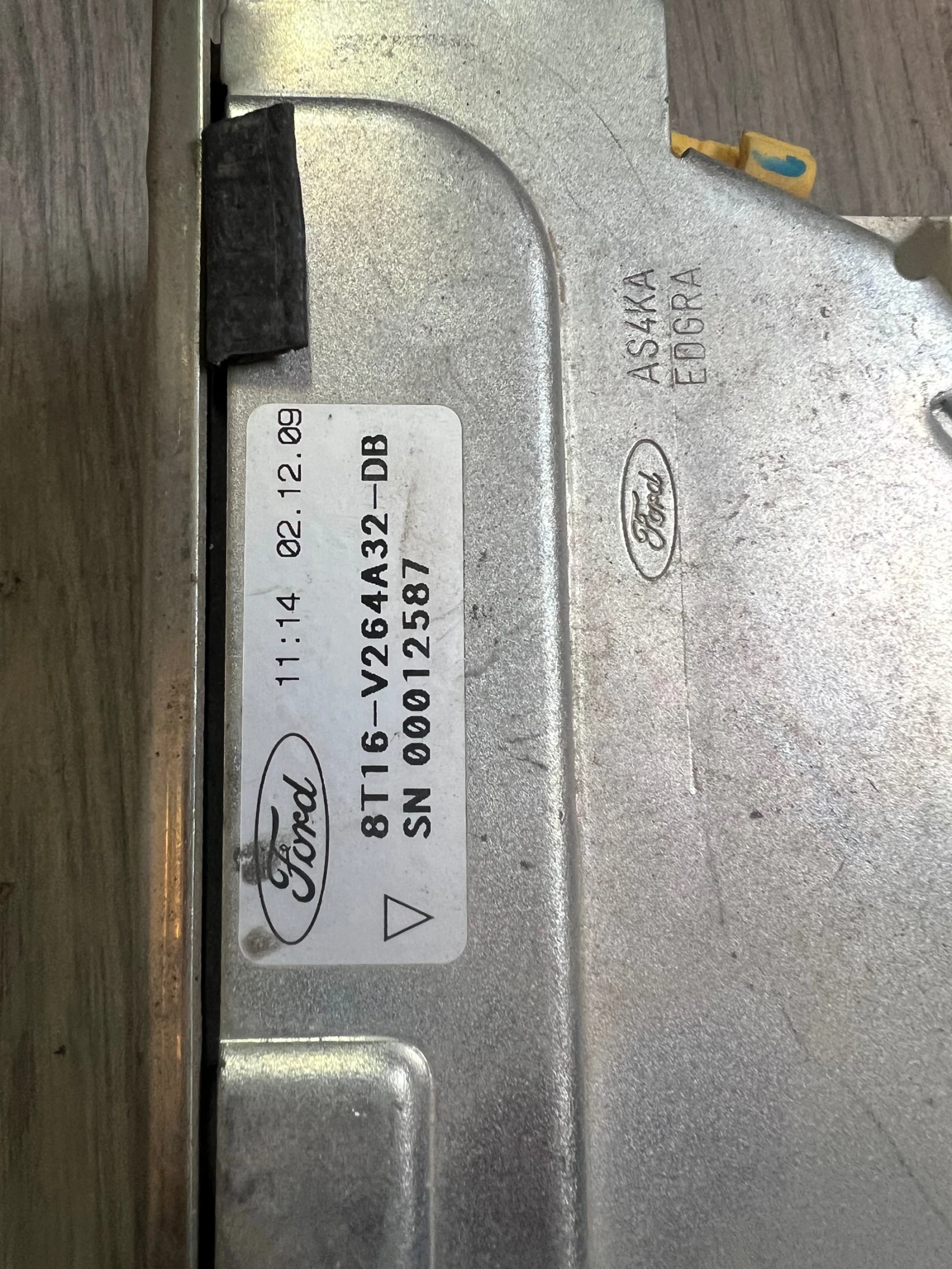 8T16-V264A32-DB       FORD TRANSIT CONNECT 2010 8T16-V264A32-DB | Mobile.bg   2