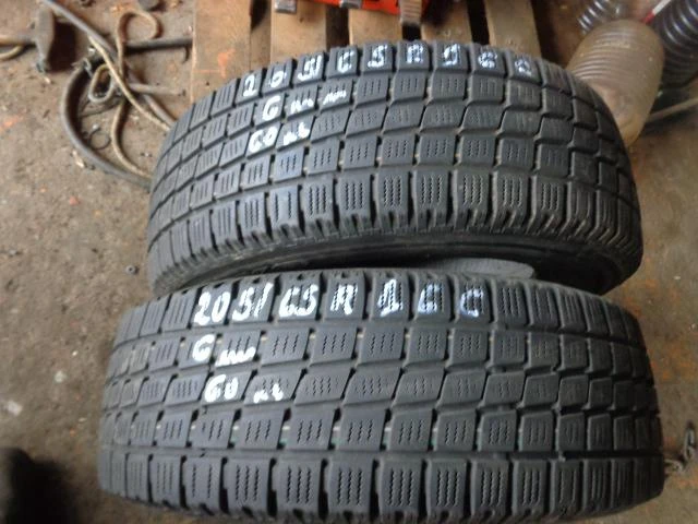 Гуми Зимни 205/65R16, снимка 12 - Гуми и джанти - 20254116