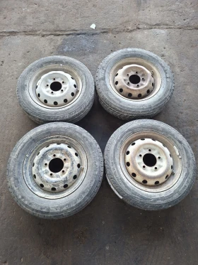 ����� �� �������� �� ���� � ������ 175/75R16 �� Lada Niva