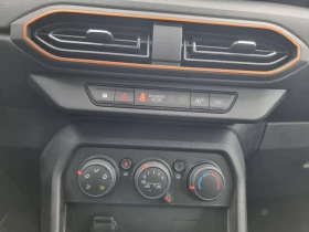Dacia Sandero TCe 100 к.с. ECO-G S&S BVM6, снимка 17