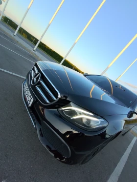 Mercedes-Benz E 220, снимка 2