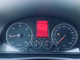 VW Touran 2.0 TDI, снимка 6