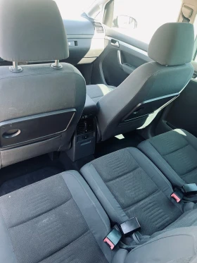 VW Touran 2.0 TDI, снимка 9