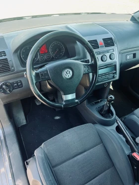 VW Touran 2.0 TDI, снимка 5