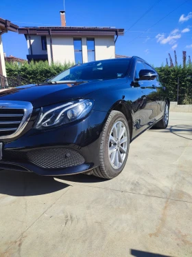 Mercedes-Benz E 220 w213, снимка 12