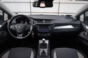 Toyota Avensis 1.8i -Valvematic Touring Sports KAM ПОДГРЕВ iCarbg, снимка 13