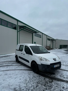Peugeot Partner 1.6 HDI  Климатик  2012г - 6799 лв. / 3476.27 € - 13996956 2
