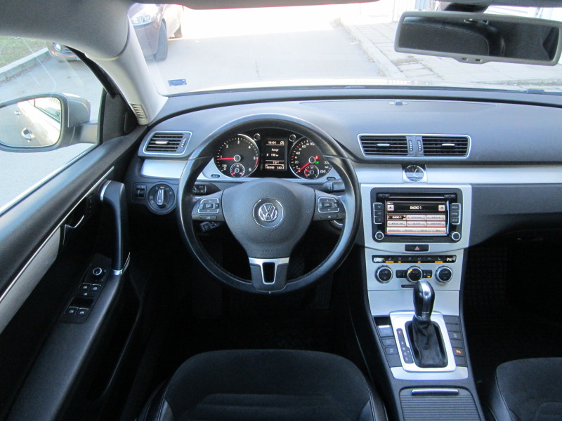 VW Passat 2.0 TDI Bluemotion, снимка 9 - Автомобили и джипове - 44068754