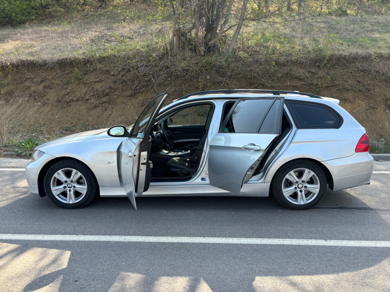 BMW 320, снимка 3 - Автомобили и джипове - 45892731