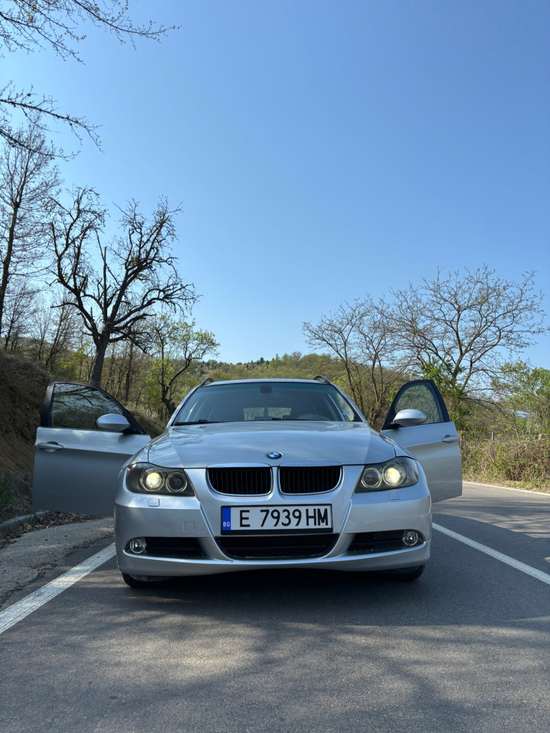 BMW 320, снимка 1 - Автомобили и джипове - 45892731