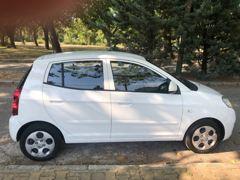 Kia Picanto 1.1i * АВТОМАТИК!* КЛИМАТИК!* , снимка 6 - Автомобили и джипове - 46788685