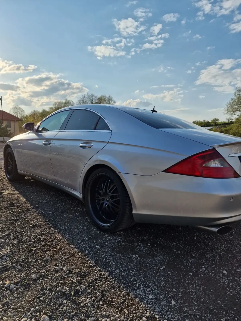 Mercedes-Benz CLS 320, снимка 11 - Автомобили и джипове - 48432403