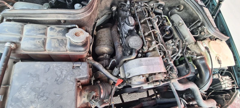 Mercedes-Benz C 220 220CDI, снимка 2 - Автомобили и джипове - 51993741