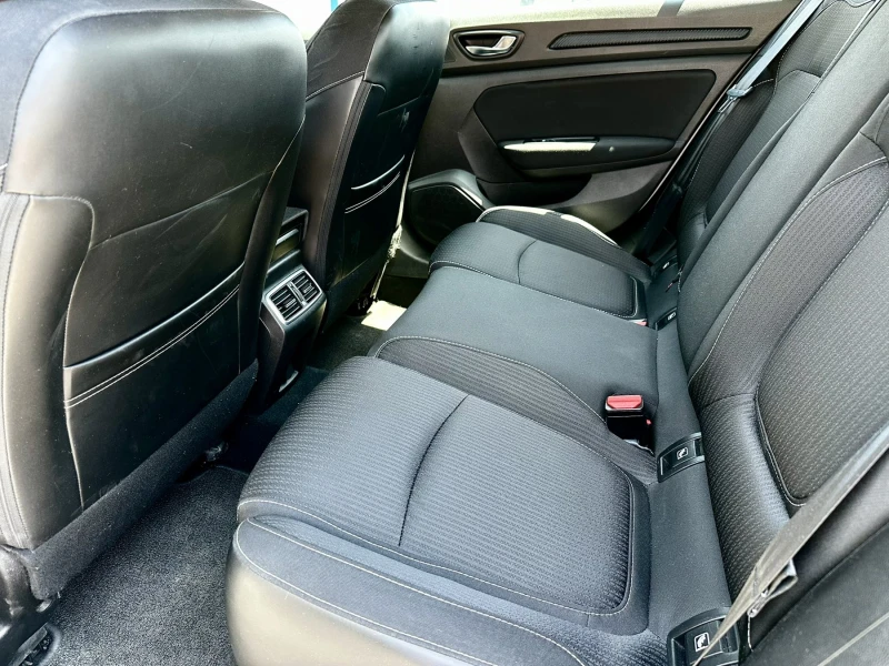 Renault Megane 1, 5dCi EDC AUTO/Пълна сервизна история, снимка 14 - Автомобили и джипове - 51024177