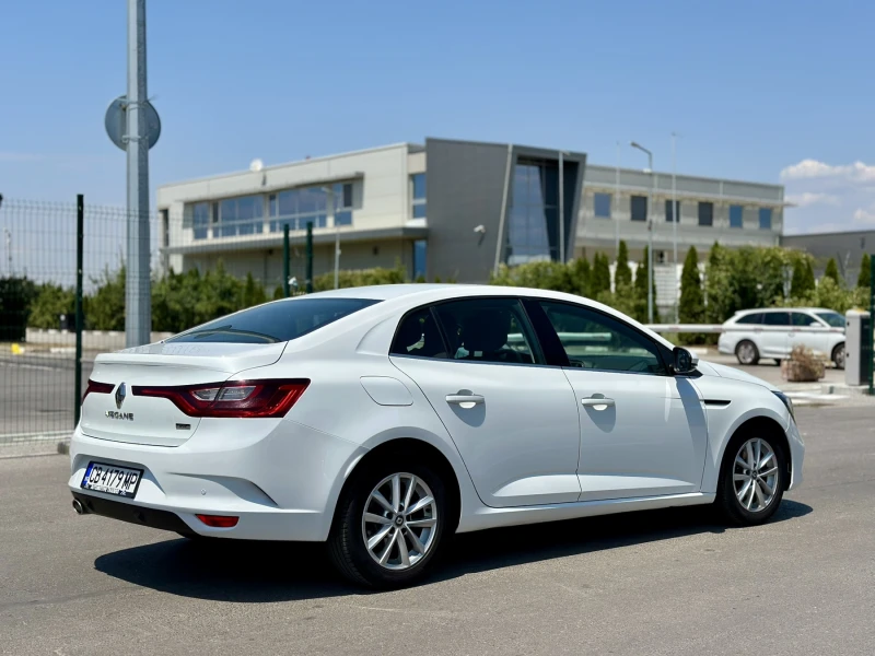 Renault Megane 1, 5dCi EDC AUTO/Пълна сервизна история, снимка 2 - Автомобили и джипове - 51024177