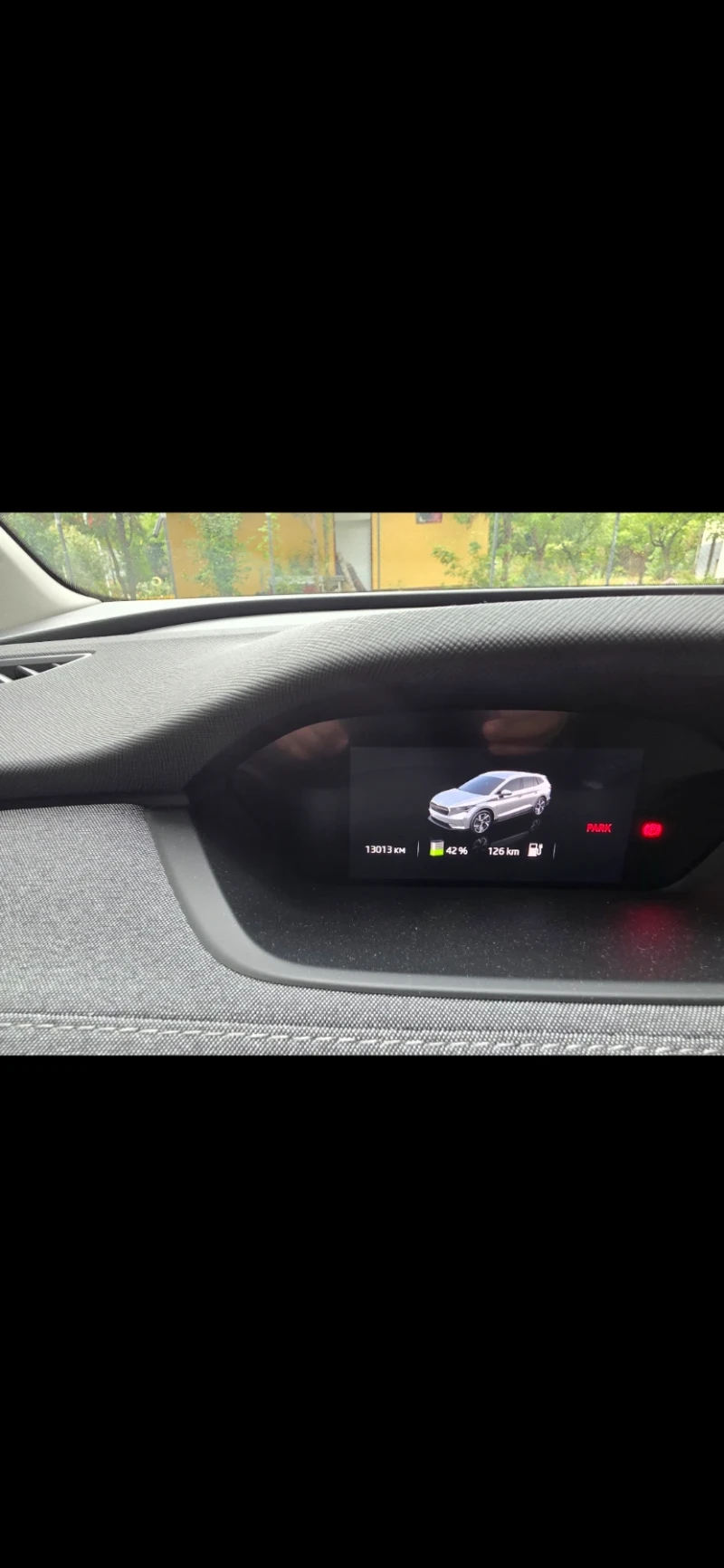 Skoda Enyaq, снимка 5 - Автомобили и джипове - 52001107