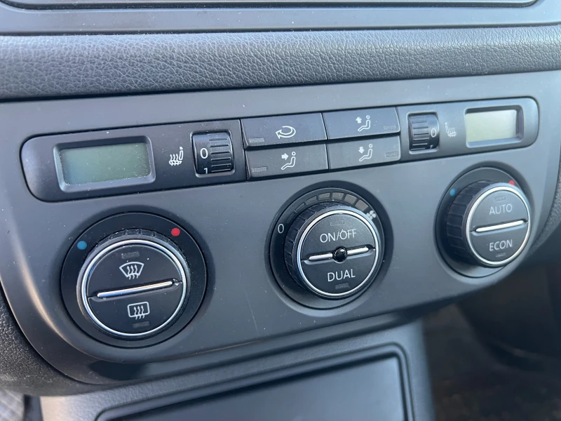 VW Golf Plus 1.6 102 k.c. BSE подгрев.мултиволан, снимка 9 - Автомобили и джипове - 52291088