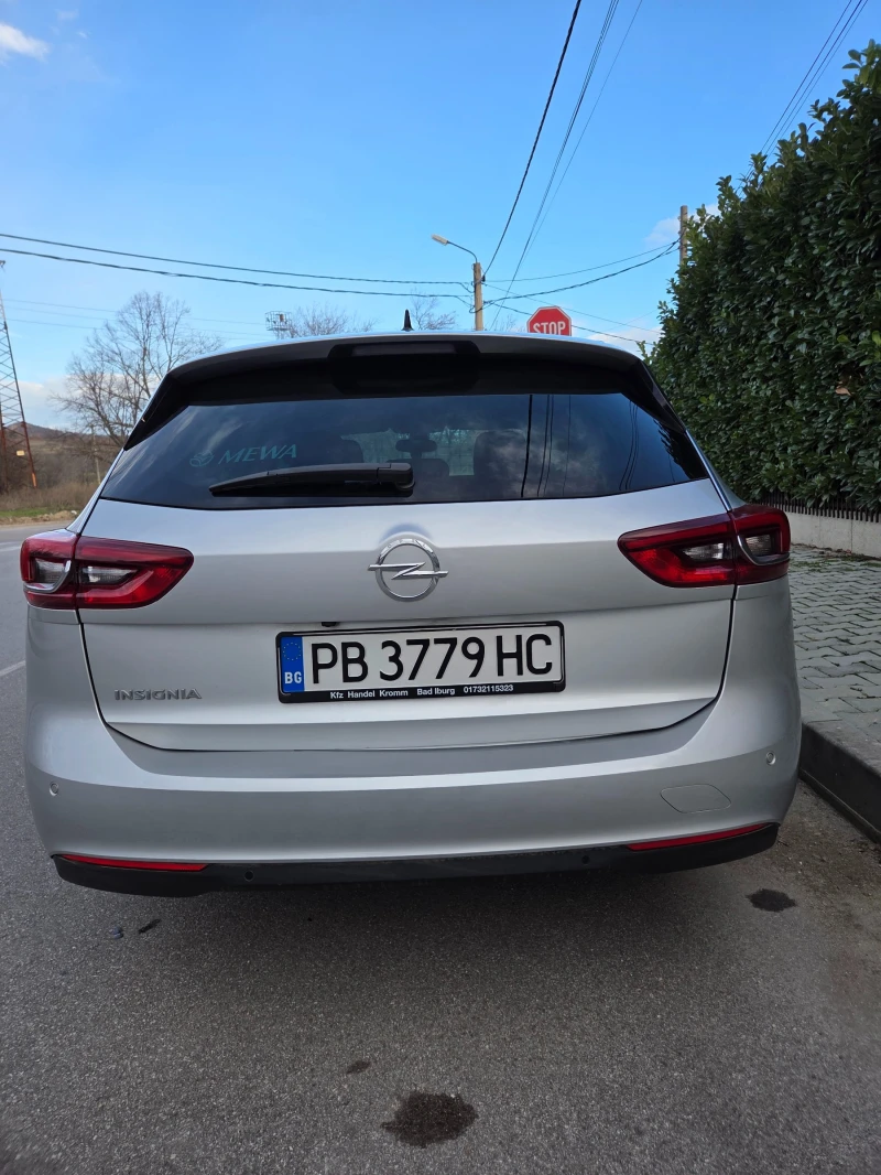 Opel Insignia SPORTS TOURER, снимка 5 - Автомобили и джипове - 53023688