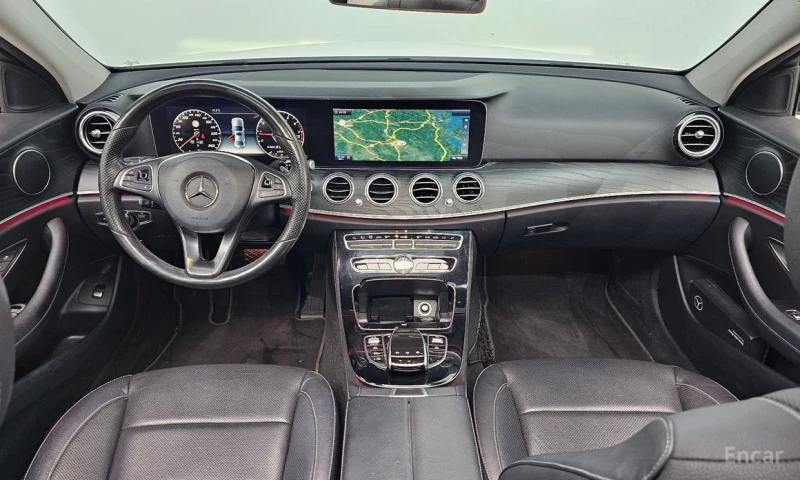 Mercedes-Benz E 300, снимка 7 - Автомобили и джипове - 53521068