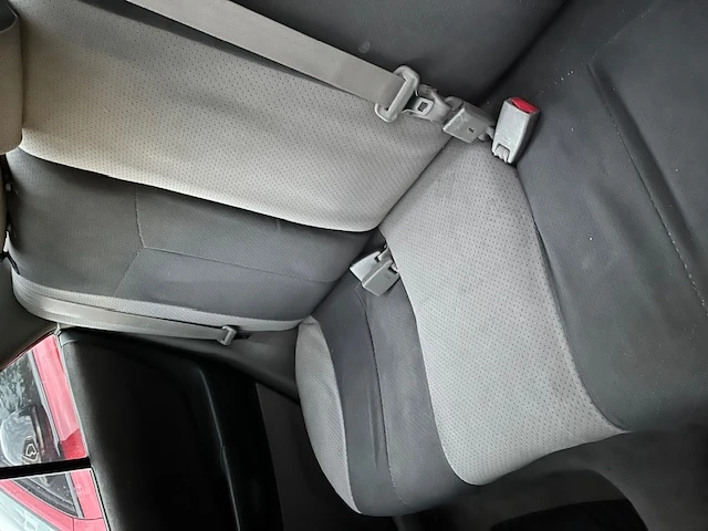 Mazda 323  - изображение 7