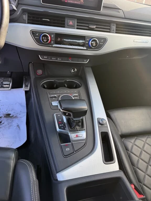 Audi S4 3.0T Premium Plus* ЛИЗИНГ* ЦЕНА ДО БЪЛГАРИЯ!!, снимка 16 - Автомобили и джипове - 53507791