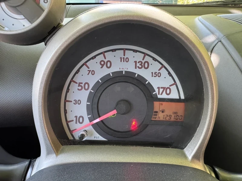 Toyota Aygo, снимка 3 - Автомобили и джипове - 56310898