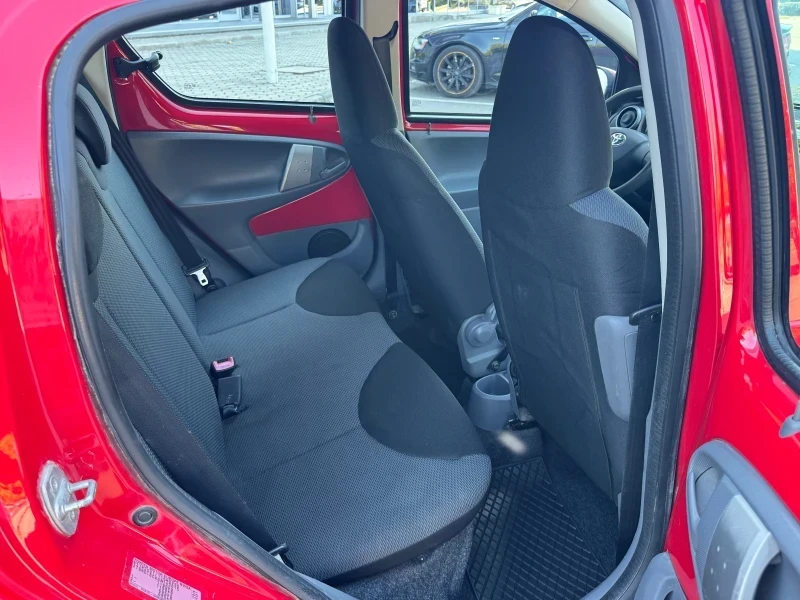 Toyota Aygo, снимка 4 - Автомобили и джипове - 56310898