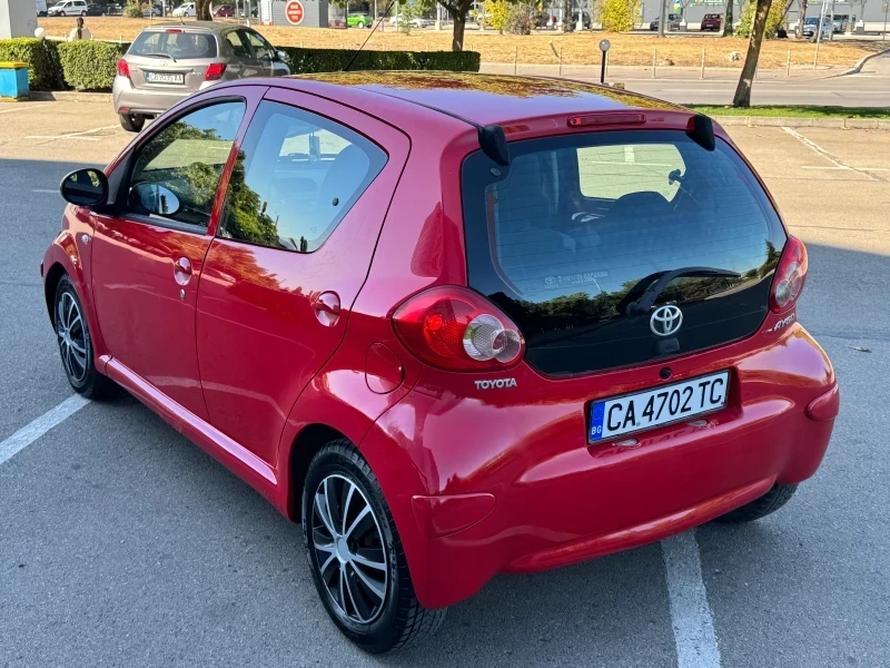 Toyota Aygo, снимка 10 - Автомобили и джипове - 56310898
