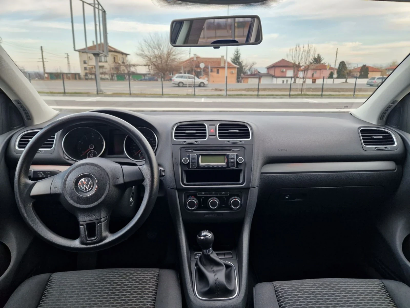 VW Golf 1.4 /80 к.с. | Mobile.bg — изображение 11