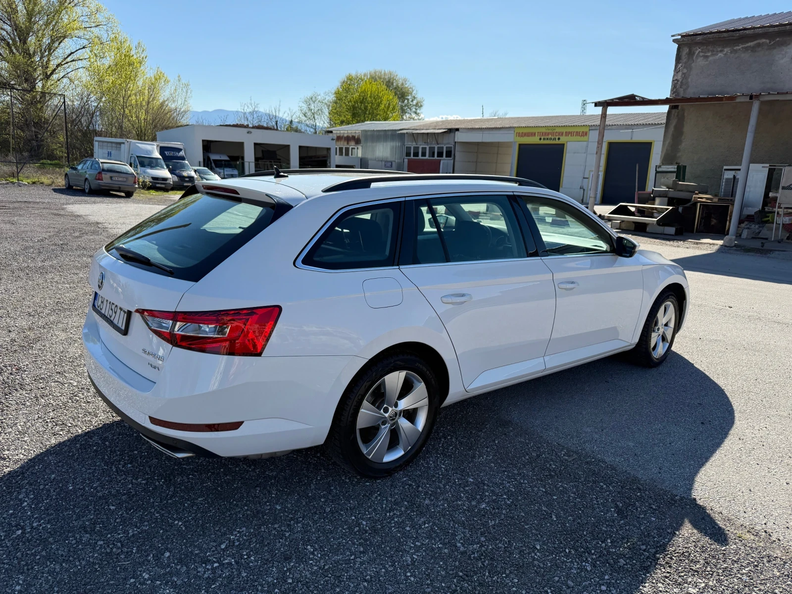 Skoda Superb 2.0 TSI 4x4 280 hp - изображение 4