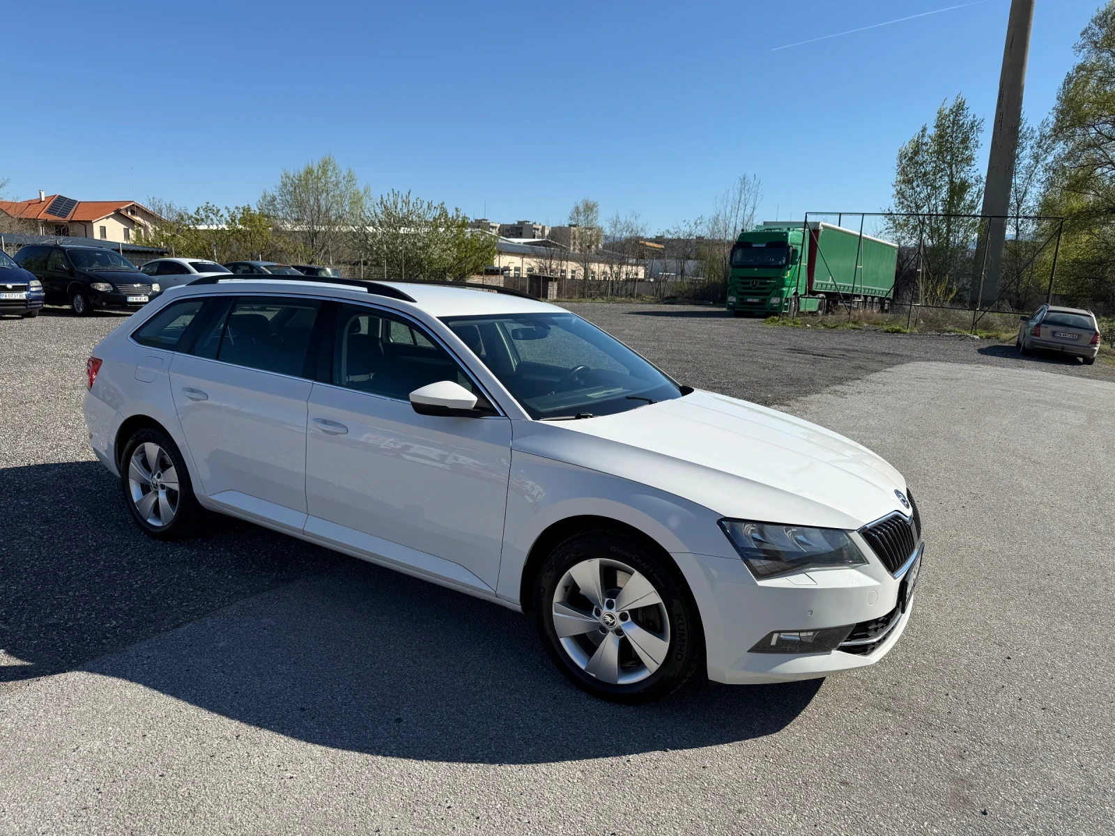 Skoda Superb 2.0 TSI 4x4 280 hp - изображение 2