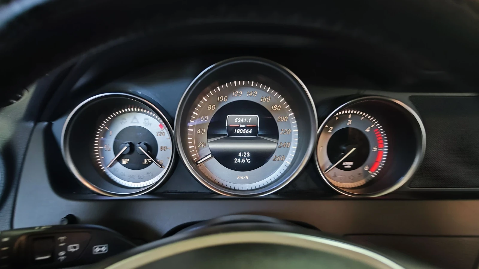 Mercedes-Benz C 180 2.1 BlueEfficiency - изображение 10