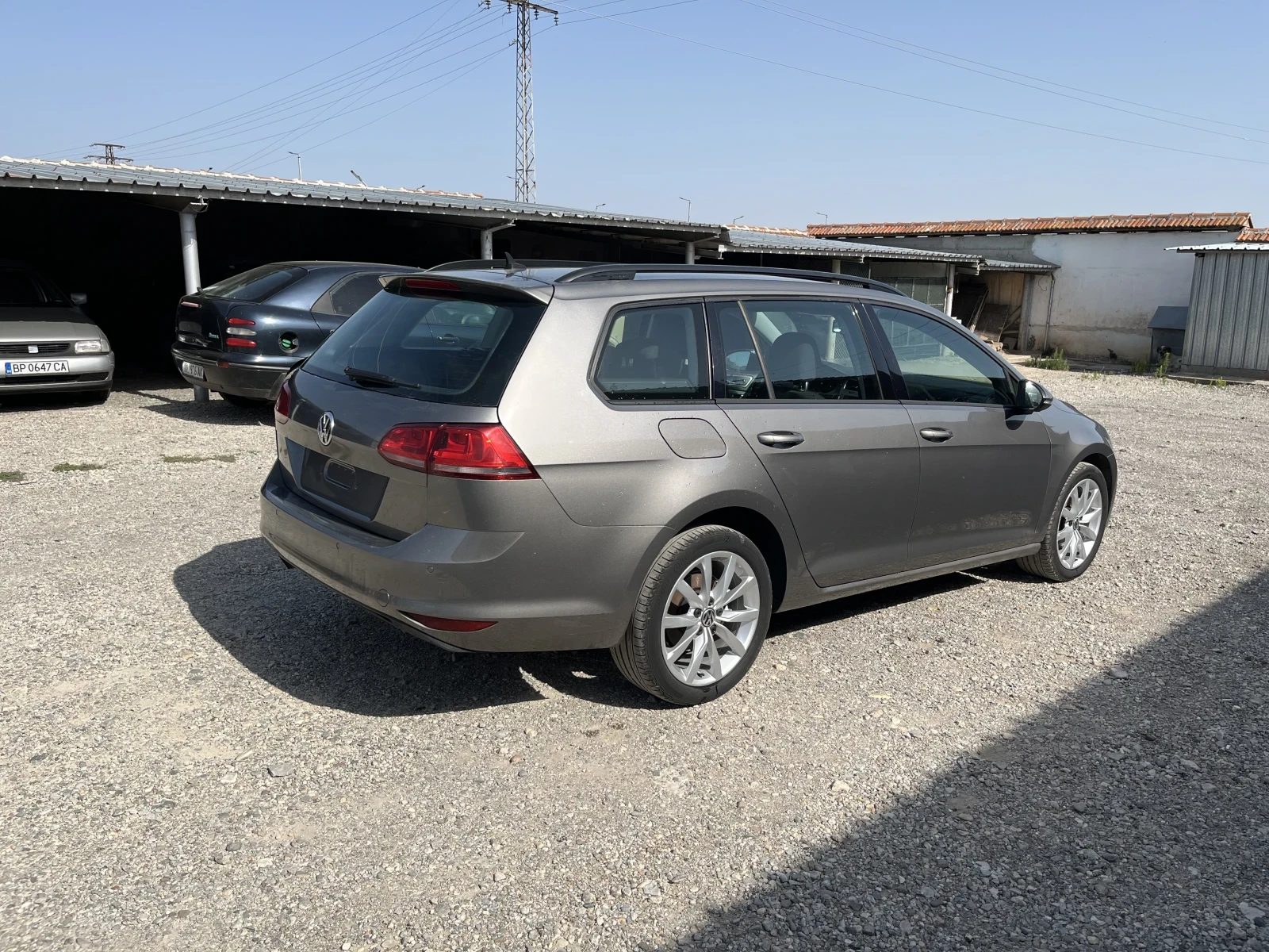VW Golf Variant 2.0 TDI 4 MOTION - изображение 3