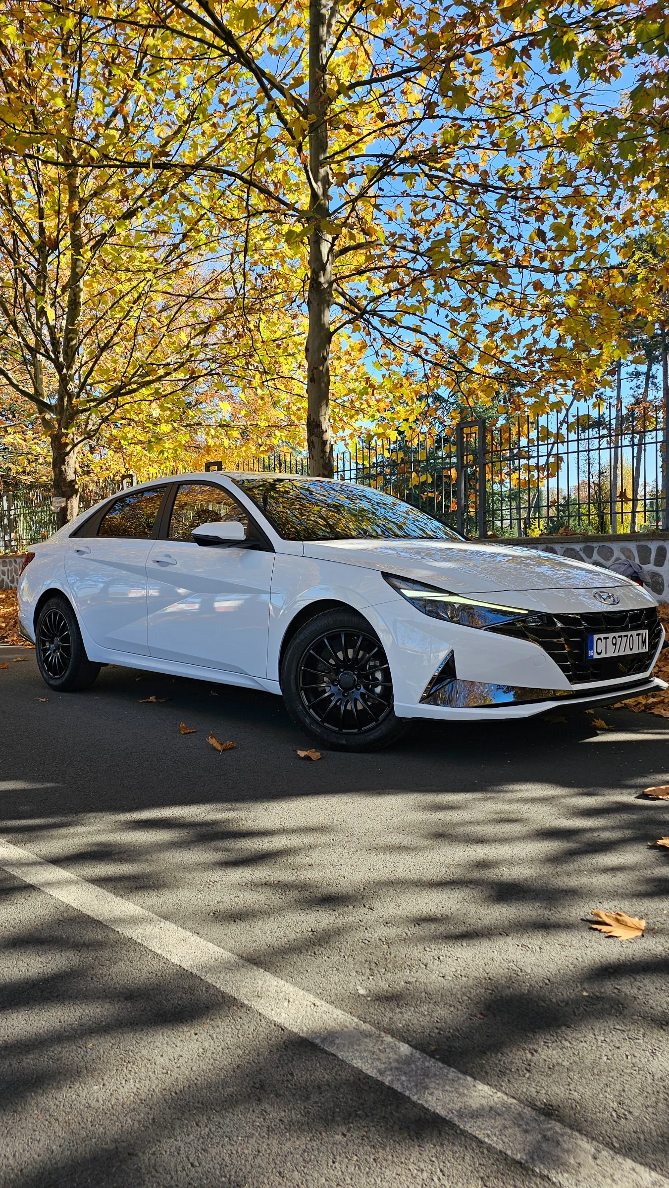 Hyundai Elantra | Mobile.bg   2
