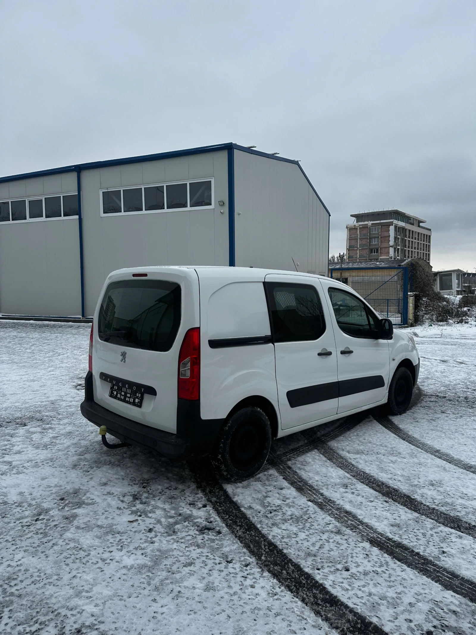 Peugeot Partner 1.6 HDI  ��������  2012� | Mobile.bg � ����������� 4