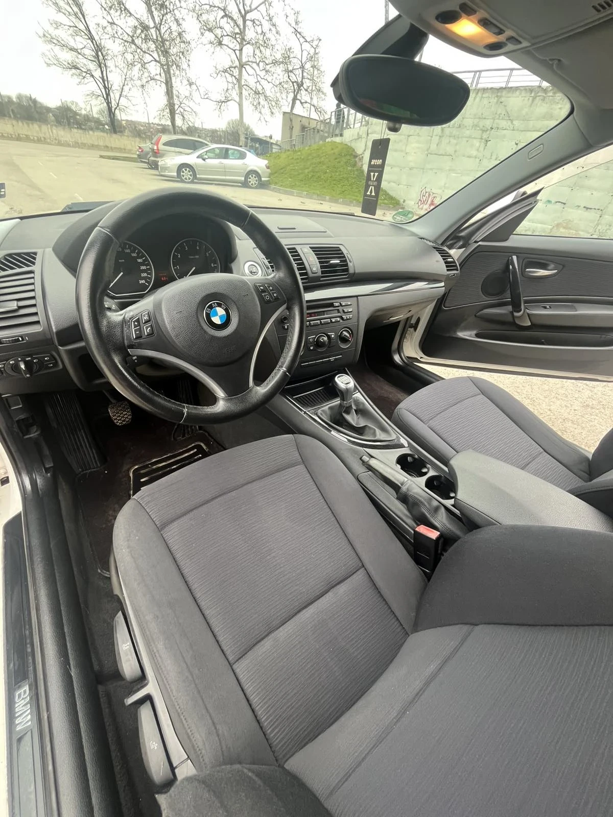 BMW 118 1.8 | Mobile.bg � ����������� 9