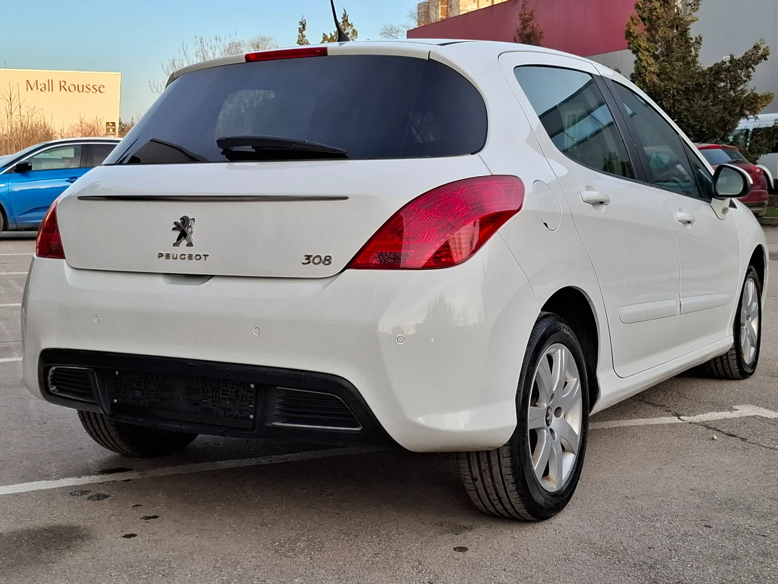 Peugeot 308 1.6HDI 92hp * КЛИМАТРОНИК * EURO 5 * ЛИЗИНГ * , снимка 5 - Автомобили и джипове - 53738643