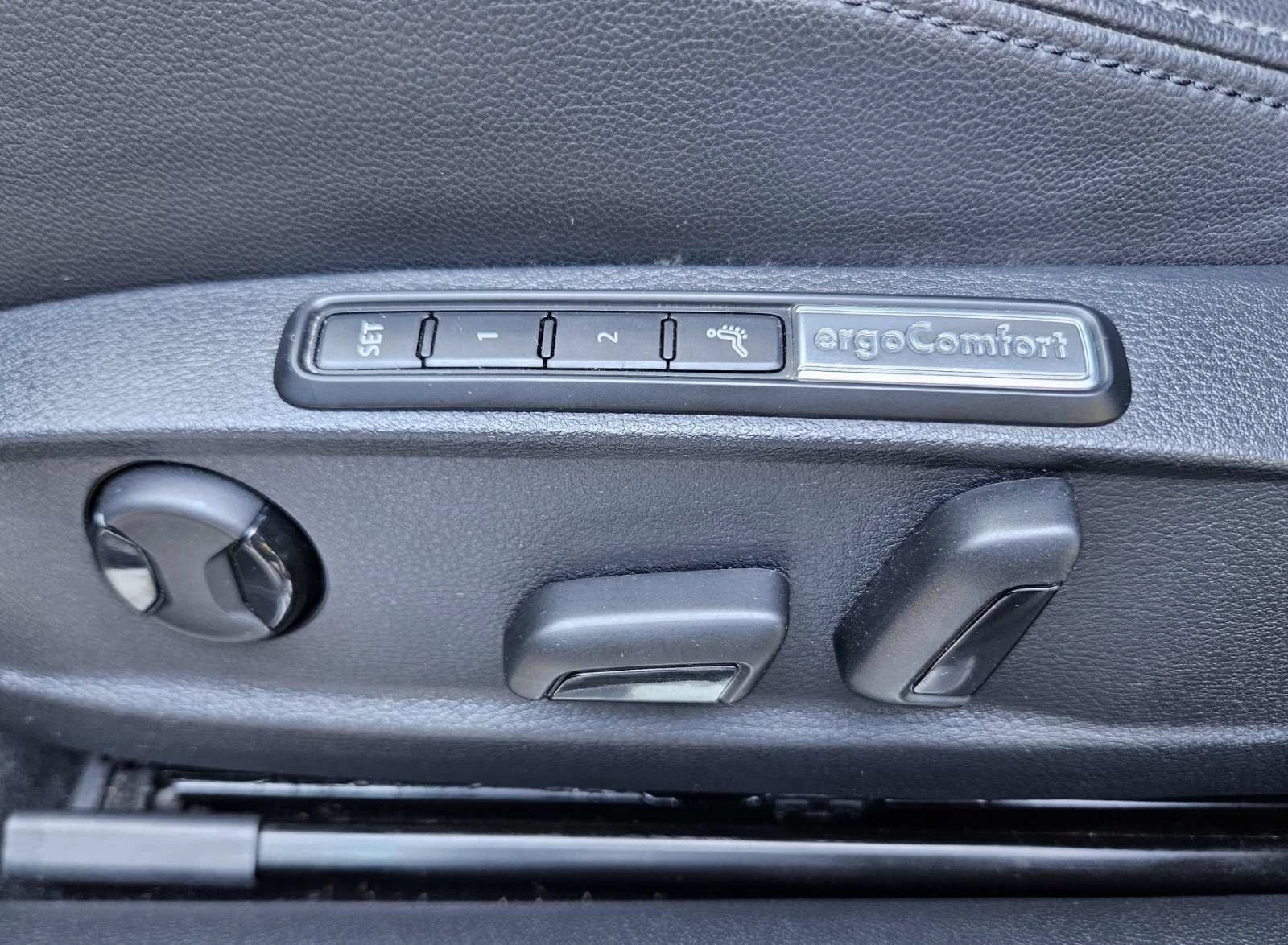 VW Passat 8, снимка 8 - Автомобили и джипове - 54005161