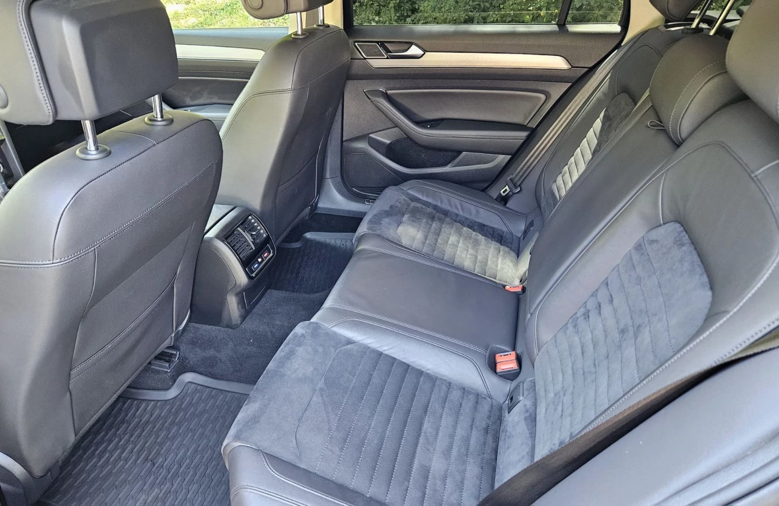 VW Passat 8, снимка 10 - Автомобили и джипове - 54005161