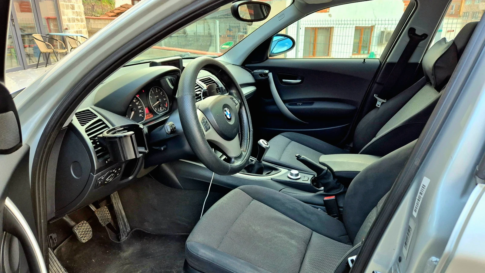 BMW 118, снимка 8 - Автомобили и джипове - 54046932